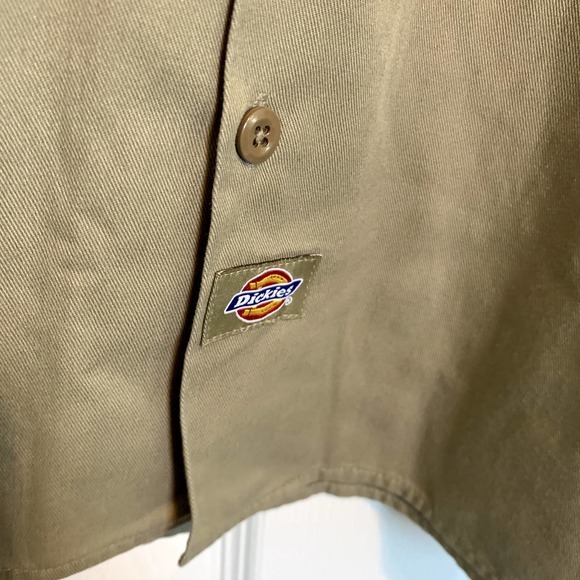 Dickies Men's Size Large Brown Button Down Short Sleeve Shirt - Picture 4 of 6